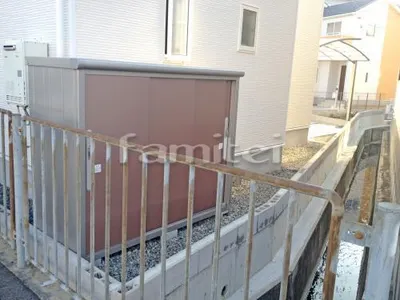 野外物置き 収納庫 倉庫 支給品取付