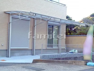 カーポート YKKAP レイナポートREグラン 縦1.5台用(1台+延長 縦連棟) R型アール屋根 前下がり 逆勾配