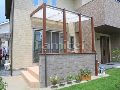 木製調ガーデンルーム LIXILリクシル ココマ オープンテラス腰壁タイプ TOEXトエックス サンルーム 内部日除け