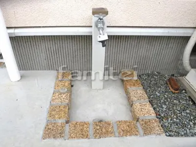 洗い場 ピンコロ囲い水受け(パン) 土間モルタル仕上げ