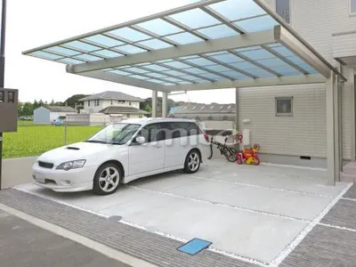 駐車場ガレージ床 土間コンクリート 化粧砂利目地