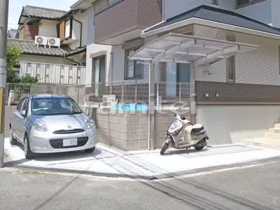 ガレージまわり 駐輪場屋根 土間コンクリート