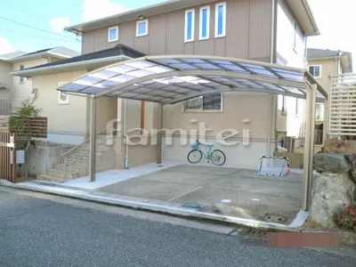 ガレージまわり 駐車場屋根 土間コンクリート