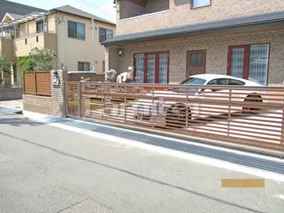 リフォームナチュラル クローズ外構