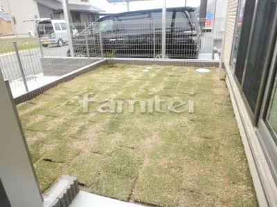 お庭 芝生張り 姫高麗芝