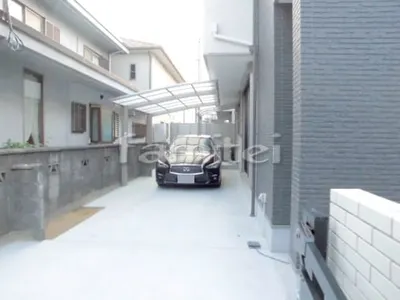 ガレージまわり 駐車場床 土間コンクリート 伸縮目地