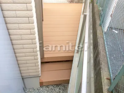 人工木ウッドデッキ YKKAP リウッドデッキ200 階段ステップ1段 特殊加工 斜めカット