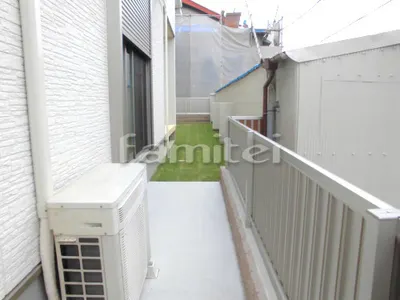 犬走り 土間コンクリート 芝生張り 姫高麗芝