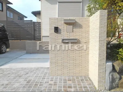 門柱 壁タイル貼り LIXILリクシル セラヴィオR(セラビオ) CRG-1 表札灯照明 ウォールライトLPJ-16型 郵便受けポスト エクスポストS-1型 埋め込み式 口金タイプ