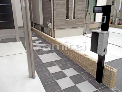 玄関まわり 門柱 アプローチ