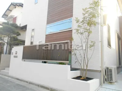 シンボルツリー シマトネリコ 常緑樹 植栽 花壇 塗り壁 エスケー化研 ベルアート塗装