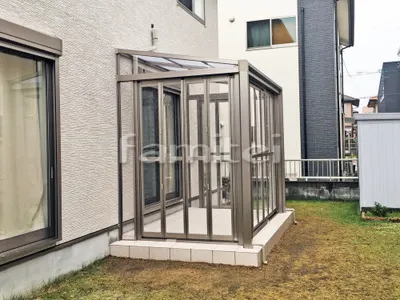 ガーデンルーム LIXILリクシル フィリア2 サンルーム F型フラット屋根