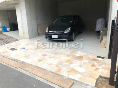 アプローチ 床石貼り 乱形石 石英岩 トパーズイエロー