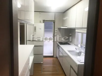 システムキッチン タカラスタンダード エマージュ キッチンパネル マーブルベージュ I型 W270