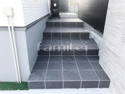 玄関ポーチ 床タイル貼り LIXILリクシル グレイスランド300角