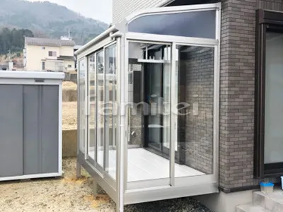 ガーデンルーム YKKAP ソラリア サンルーム R型アール屋根 物干し