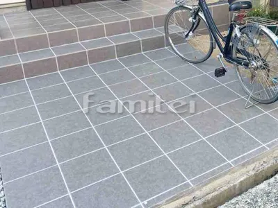 玄関アプローチ階段 床タイル貼り アイコットリョーワ マディソン
