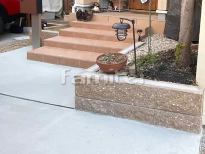 土留め 化粧ブロック ユニソン シャモティ 土間コンクリート 伸縮目地 既存門柱 花壇 ブロック 車止め 門扉 アルミ材 解体撤去