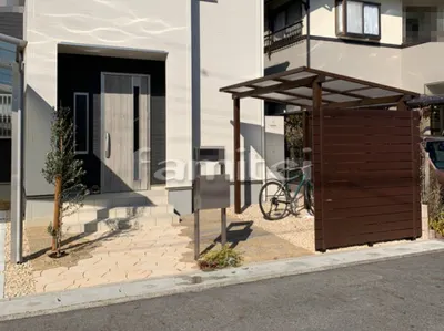 １階テラス屋根 （雨除け） 三協アルミ フル木製調 ナチュレSテラス フラット屋根 スタンダード 壁付 人工木・樹脂 フェンス（木調） F＆F マイティウッド ベーシック極 高尺タイプ 目隠し 木調・ラティス 樹脂