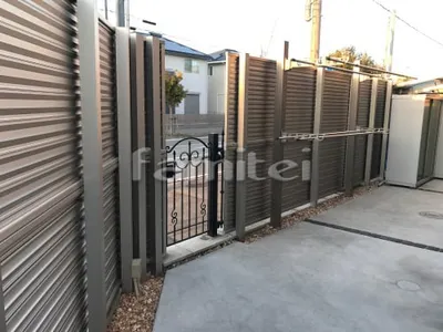 アルミ形材 フェンス YKKAP シンプレオYL1M型 横ルーバー 目隠し