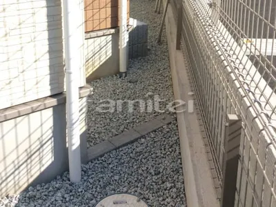 バラス砕石 防草シート加工