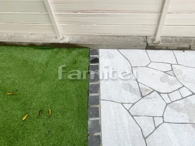 見切り材 ピンコロ石