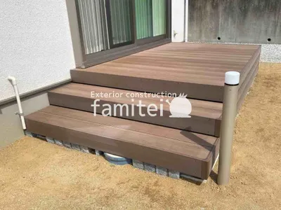 人工木デッキ  LIXIL 人工木 木彫 樹ら楽ステージ 