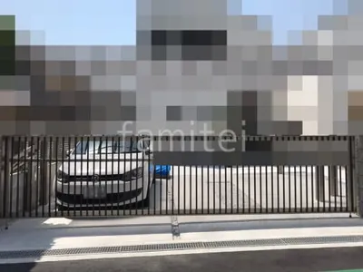 ２台ワイド 跳ね上げ門扉ゲート  LIXIL 木製調オーバードアS2型 