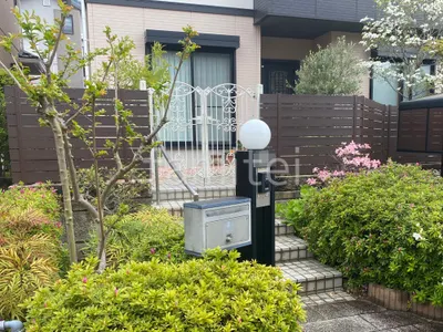 人工木・樹脂 フェンス（木調） F＆F マイティウッド ベーシック極 目隠し 木調・ラティス 樹脂