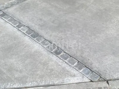 ピンコロ石 目地 土間コンクリート