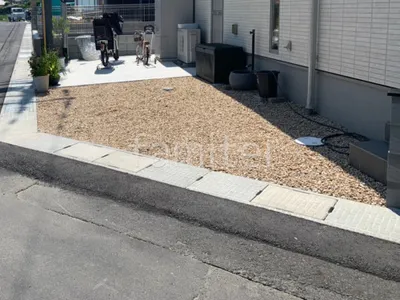 防草シート加工 錆砂利敷き