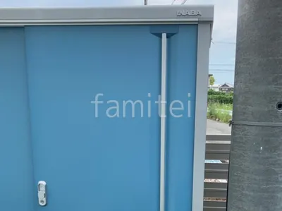 本体色 アクアブルー