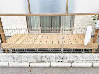 人工木デッキ  LIXIL 人工木 樹ら楽ステージ 