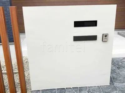 塗り壁門柱 エスケー化研 ベルアート塗装 郵便受けポスト YKKAP エクステリアポストG3型