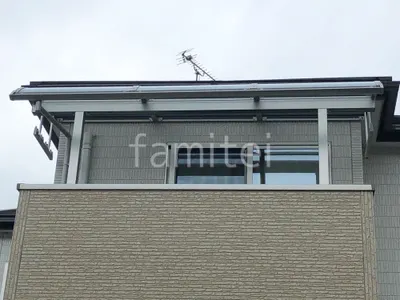 ２階ベランダ屋根  YKKAP ソラリアR アール屋根 スタンダード 壁付