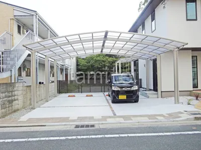 カーポート３台 （横ワイド トリプル） YKKAP アリュース アール屋根