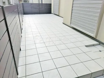 タイルデッキ 壁2面  LIXIL グレイスランド ベーシック