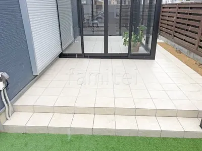 タイルデッキ 壁2面 LIXIL グレイスランド ベーシック