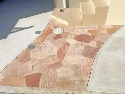 玄関アプローチ 床石貼り 乱形石 石英岩