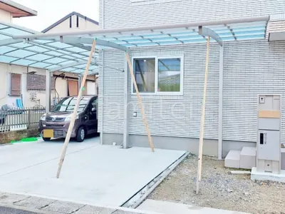 カーポート１台 （単棟） YKKAP アリュースRE アール屋根 前下がり屋根