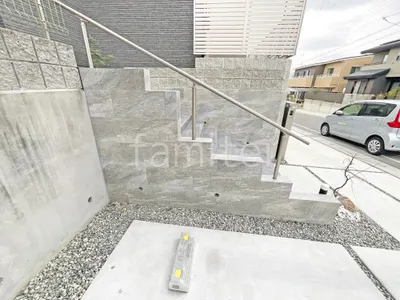 壁タイル張り ニッタイ ローク