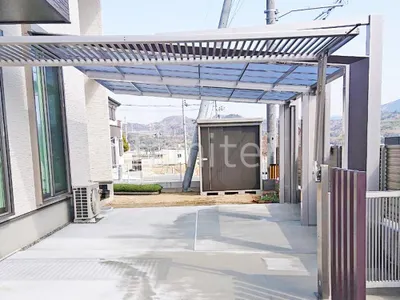 カーポート２台(ワイド) ツイン 四国化成 木製調 マイポートＮｅｘｔ フラット屋根 後ろ柱