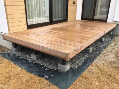 人工木ウッドデッキ LIXIL 人工木 樹ら楽ステージ