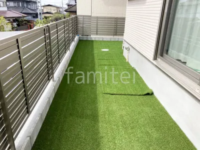 アルミ形材 フェンス LIXIL AB YS3型 横スリット3 目隠し 人工芝 防草シート加工 ヨシミツ毛織 リアル人工芝 35mm ブロック塀 (化粧ブロック) 太陽エコブロックス 普通CB