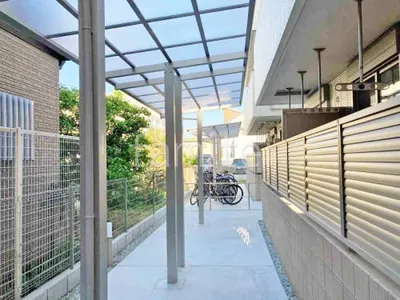 １階テラス屋根 連棟 （雨除け） YKKAP 独立式 レセパ Tタイプ フラット屋根 独立式 スタンダード