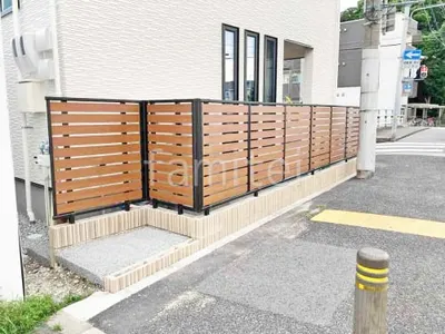 アルミ形材 フェンス YKKAP 木製調ルシアスYS3F型 横スリット 目隠し 木調・ラティス ブロック塀 (化粧ブロック) ユニソン アルタ