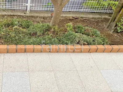 花壇見切りレンガ ユニソン ソイルレンガ