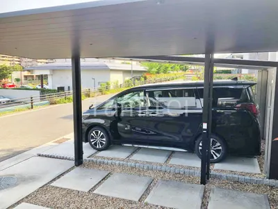 柱色 ブラック 屋根色 クリエモカ