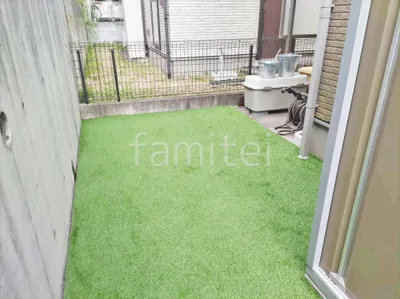 人工芝敷き 施主支給