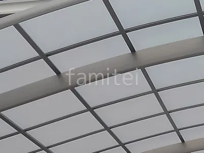 本体色 シャイングレー 屋根色 クリアマット 